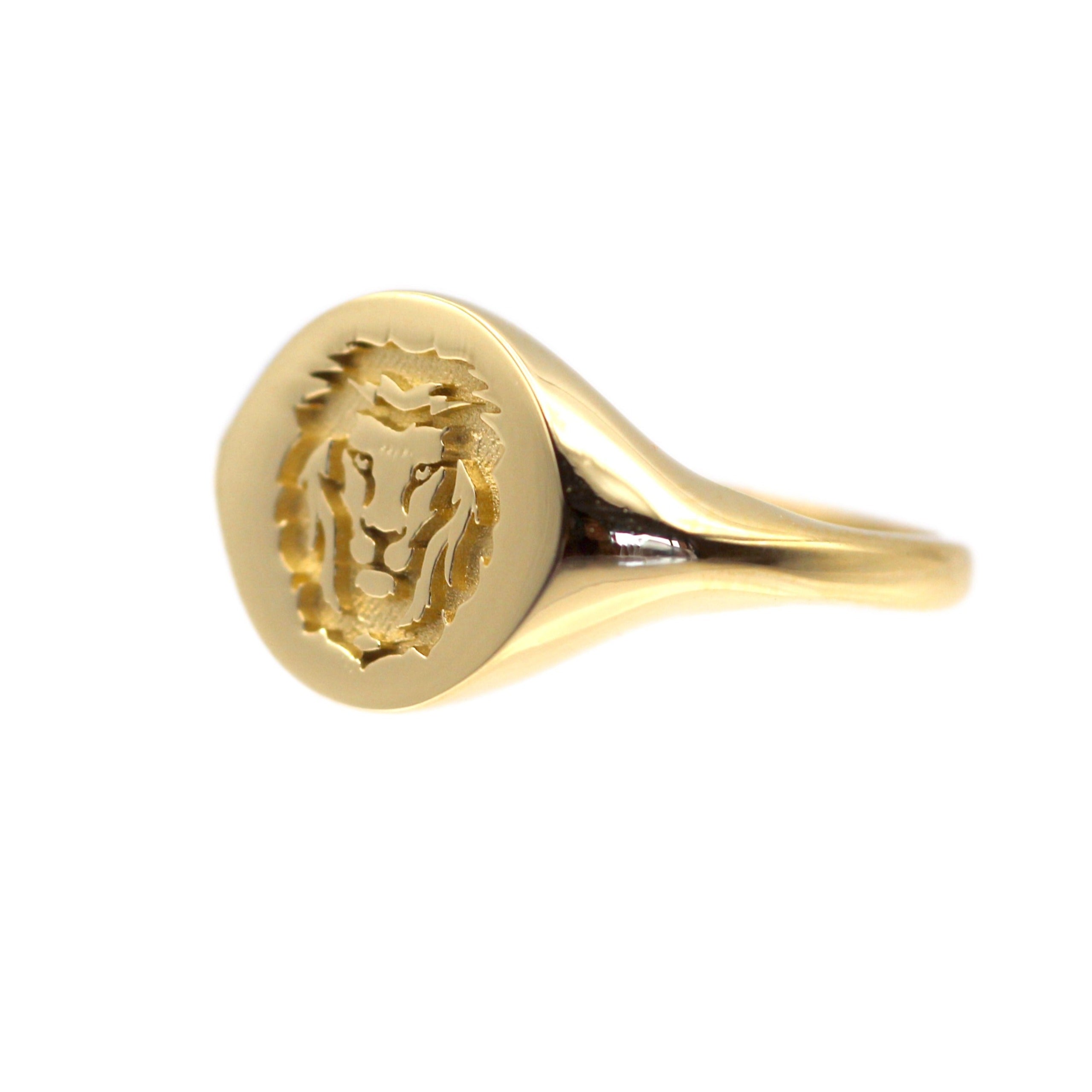 Lion signet deals ring gold