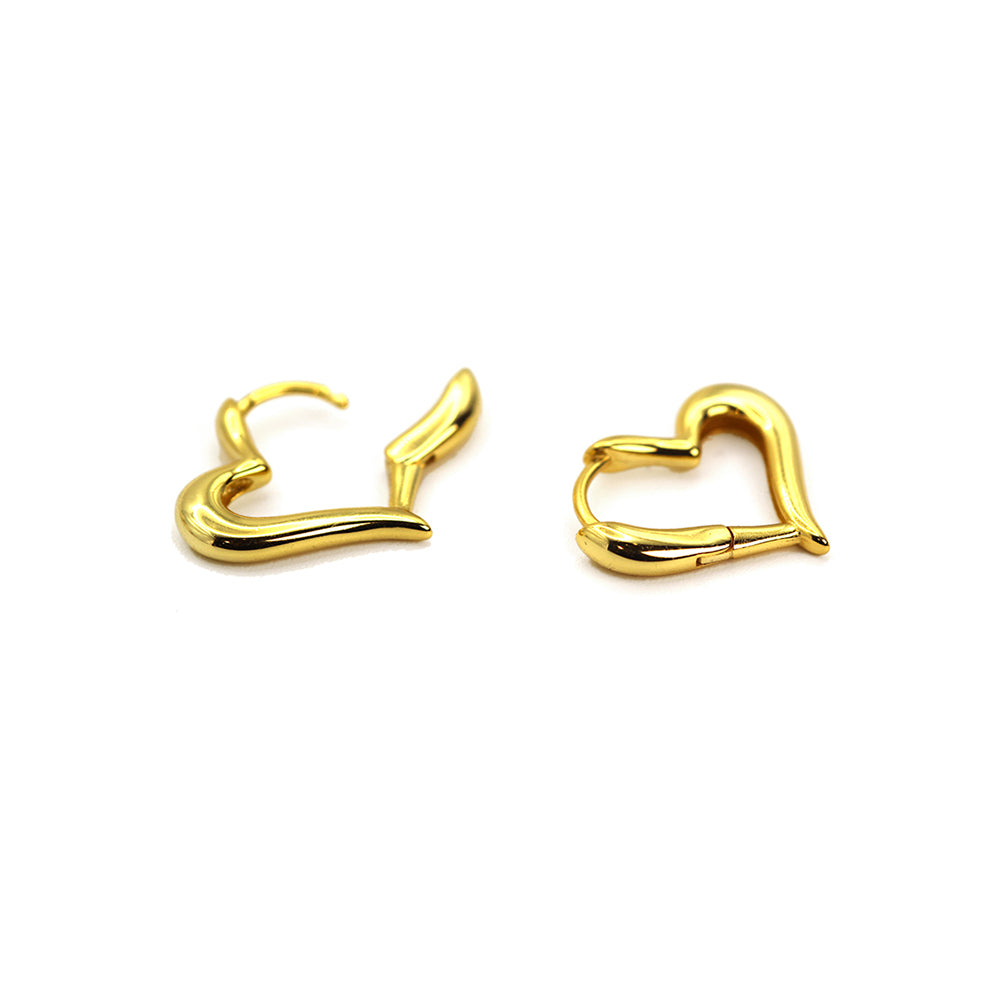 14K Gold Unique Lovely Heart Shape Hoop Earrings.