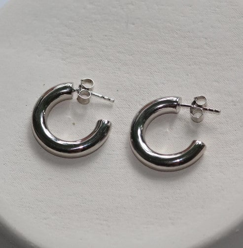 Sterling Silver Bold Hoop Earrings | VicStone.NYC