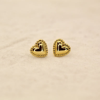 14K Small Lovely Heart Stud Yellow Solid Gold Earrings