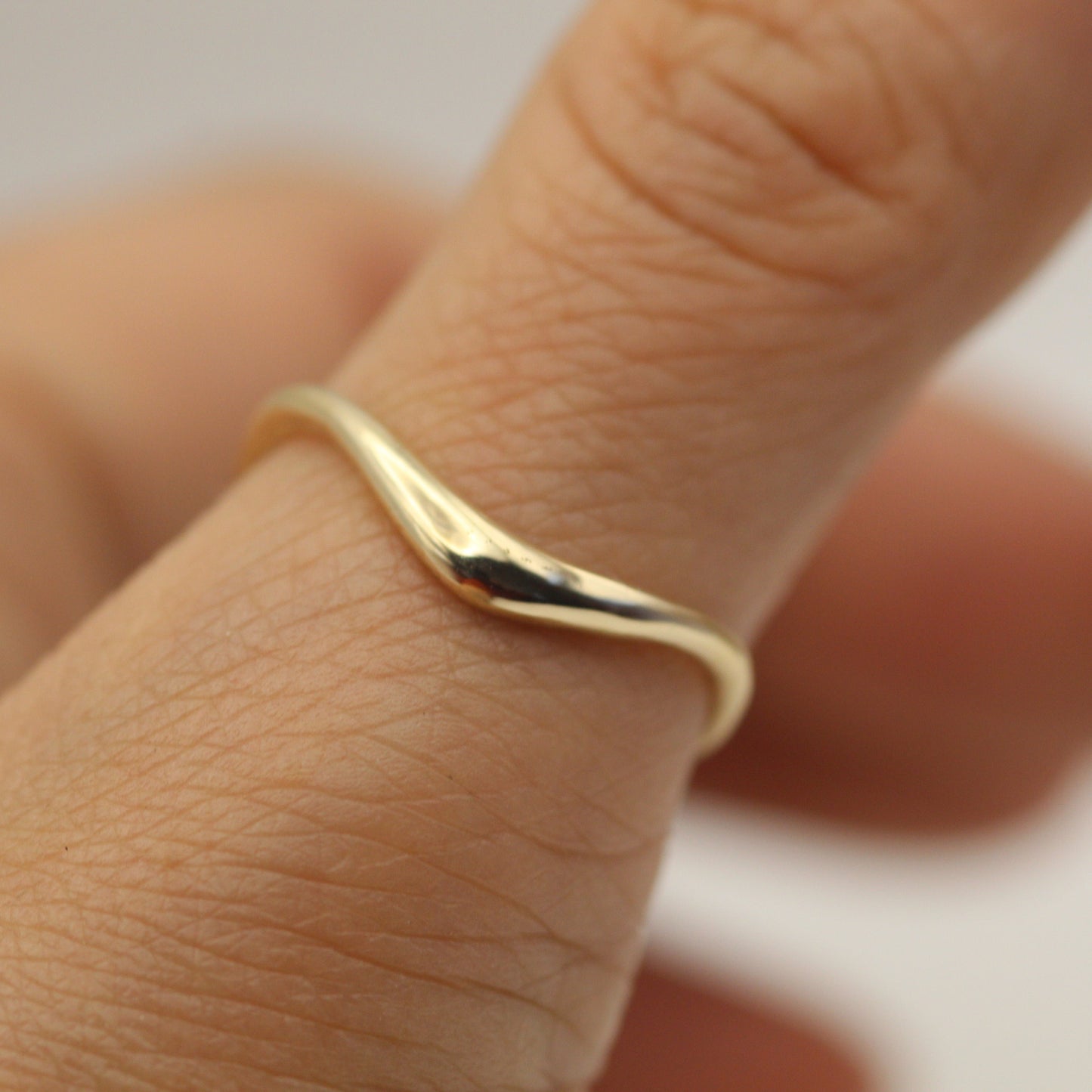 14K Soft Curve Yellow Gold Ring