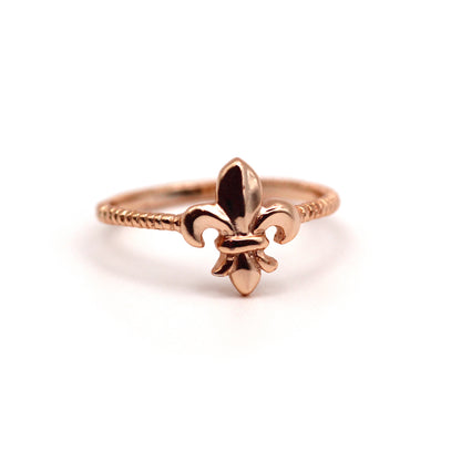 18k Antique Fleur De Lis Ring